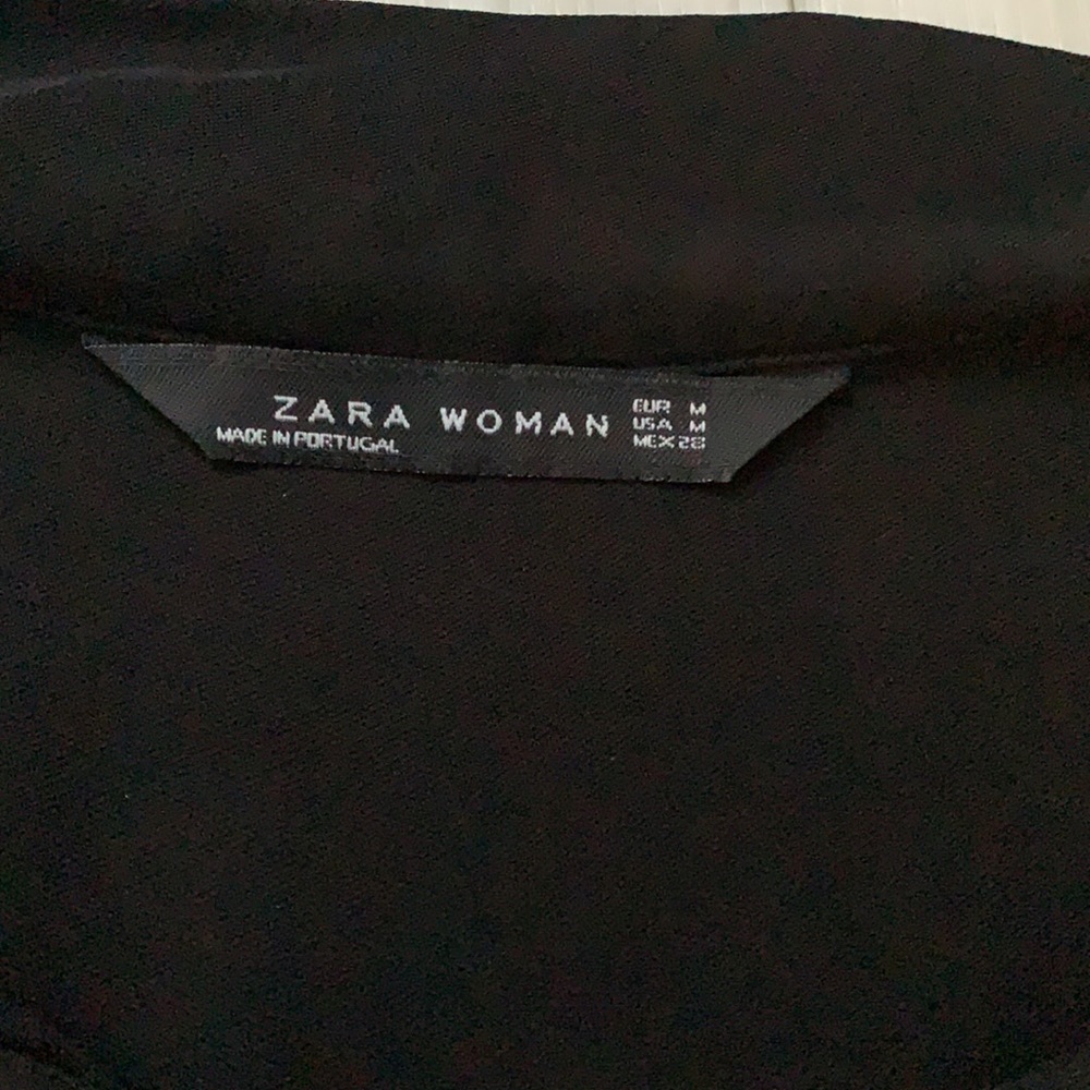 Black blouse - Picture 4 of 7